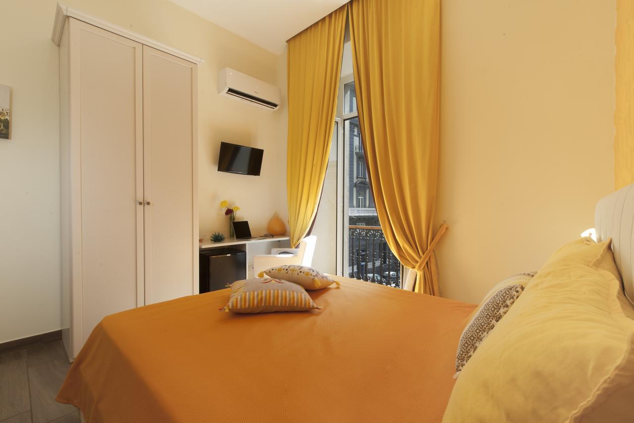 Suite Dei Catalani Neapel Exterior foto